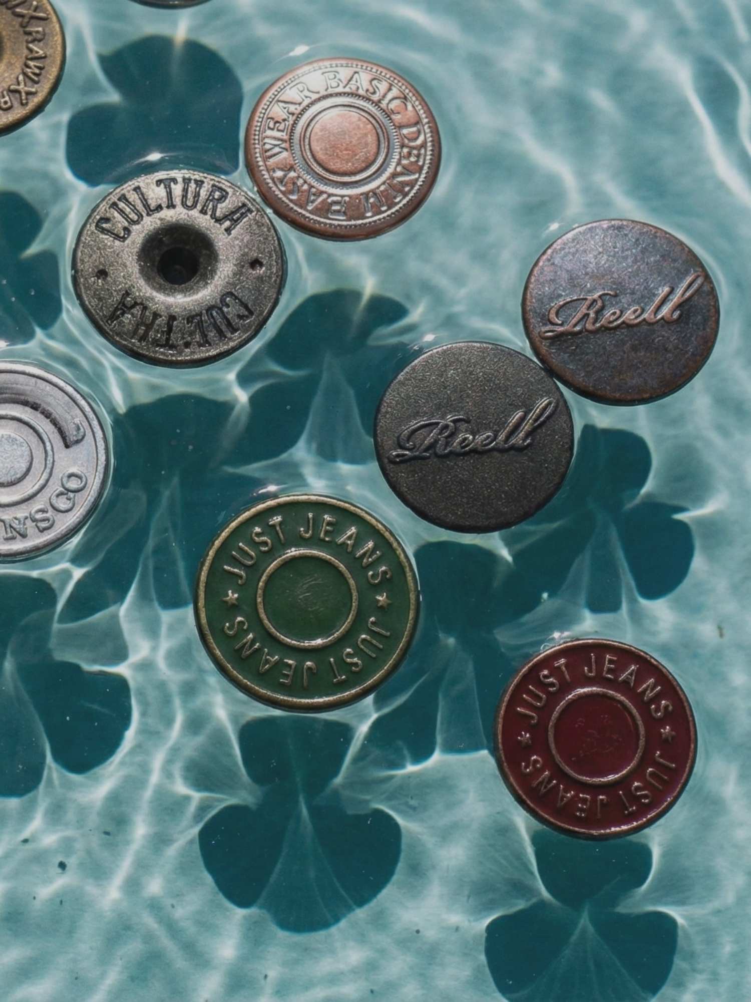 Metal Buttons — variant 1