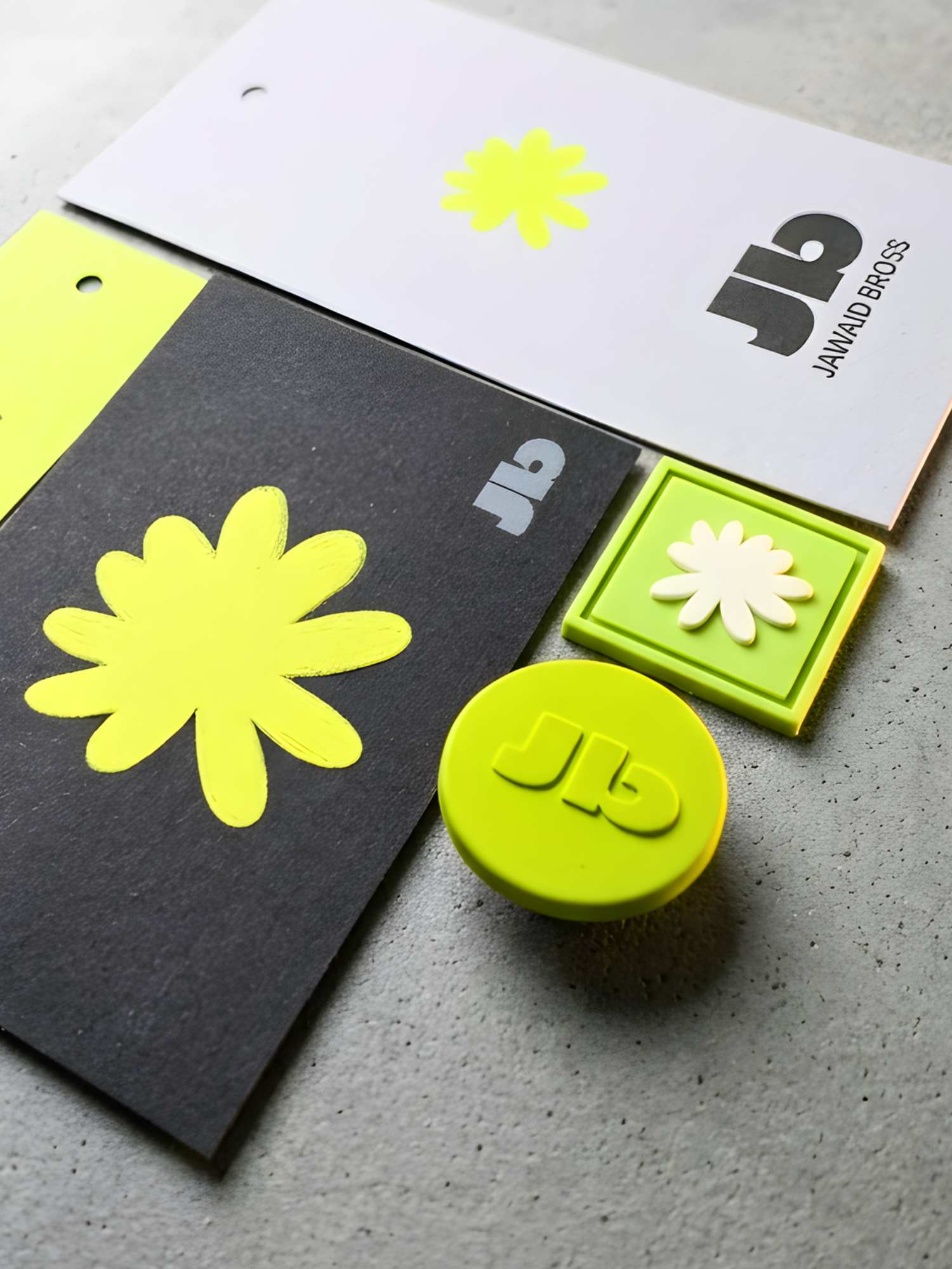 Metal Buttons — variant 3